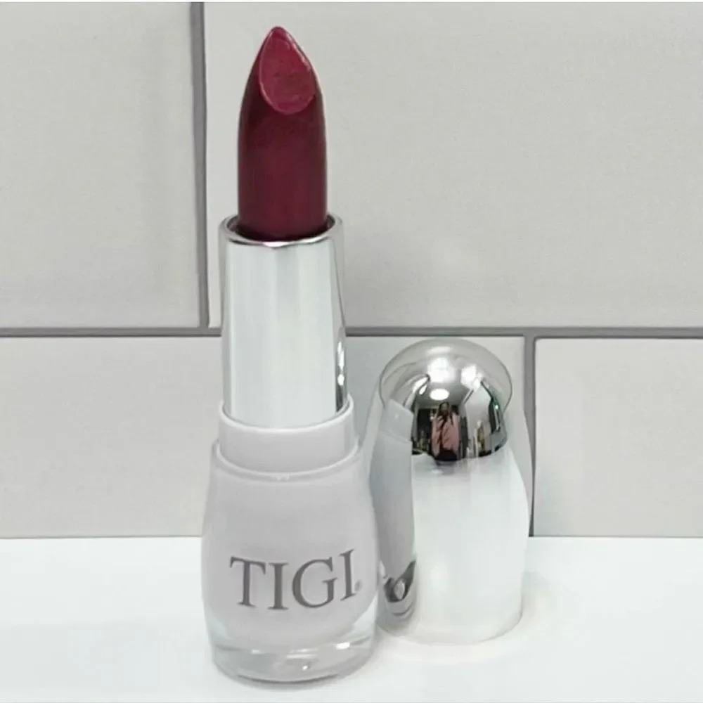 TIGI Cosmetics Passion Decadent Lipstick